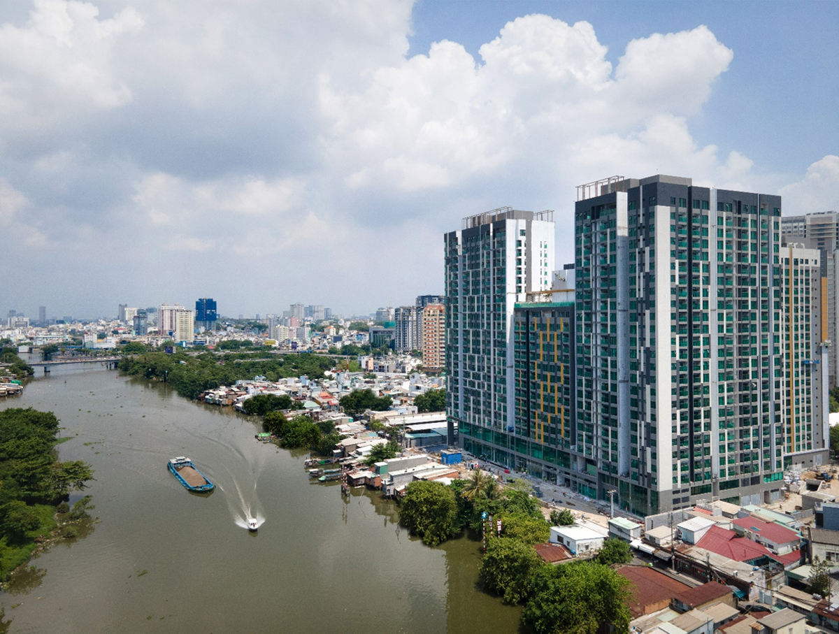 Bất động sản Quận 4 - bứt phá mọi tiềm năng nhờ sự thay đổi cơ sở hạ tầng 3 DE LA SOL CAP NHAT TIEN DO XAY DUNG THANG 5