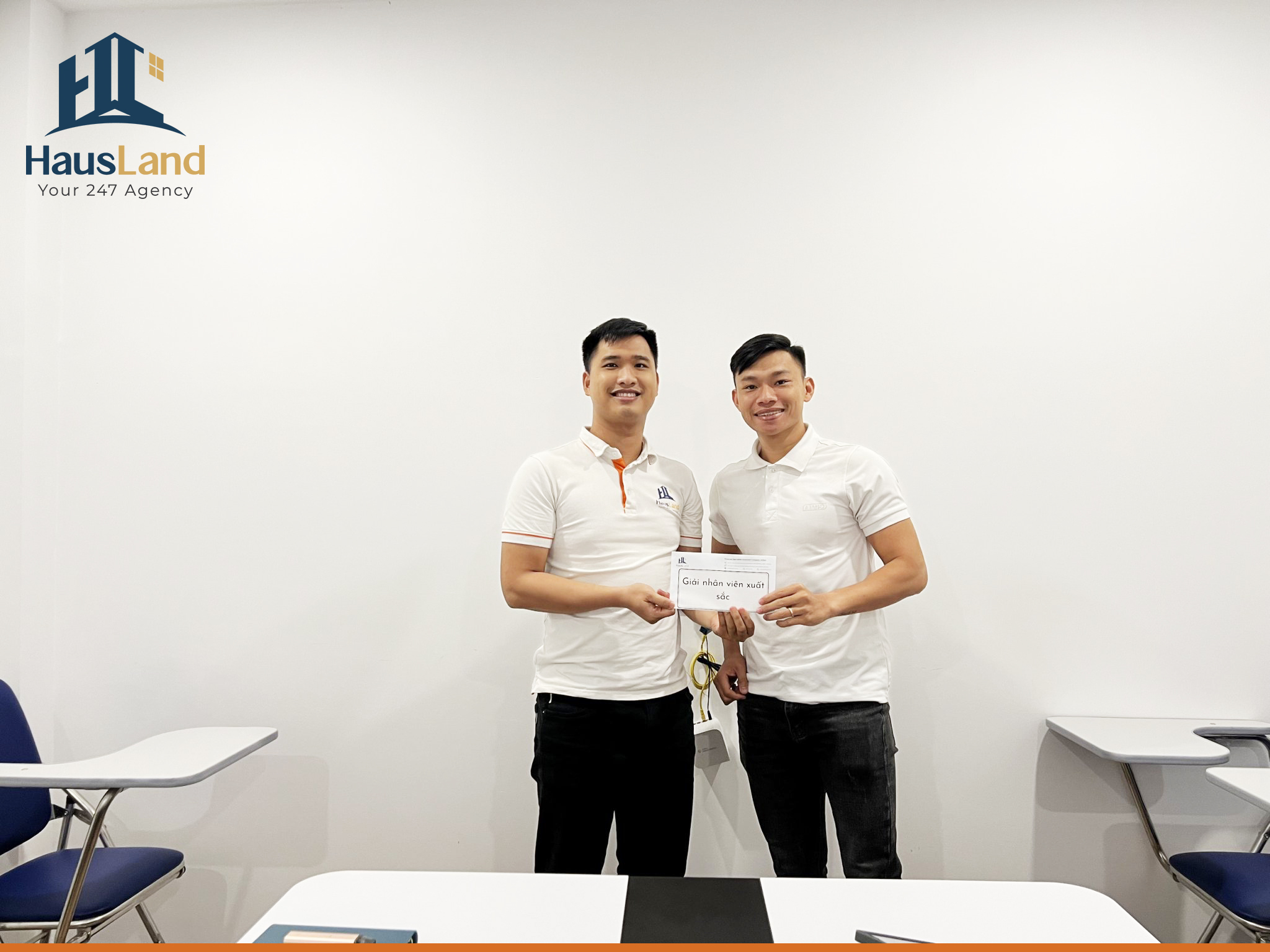 Cùng HausLand Nhìn Lại Một Chặng Đường 2023 2 HAUSLAND KHEN THUONG 3