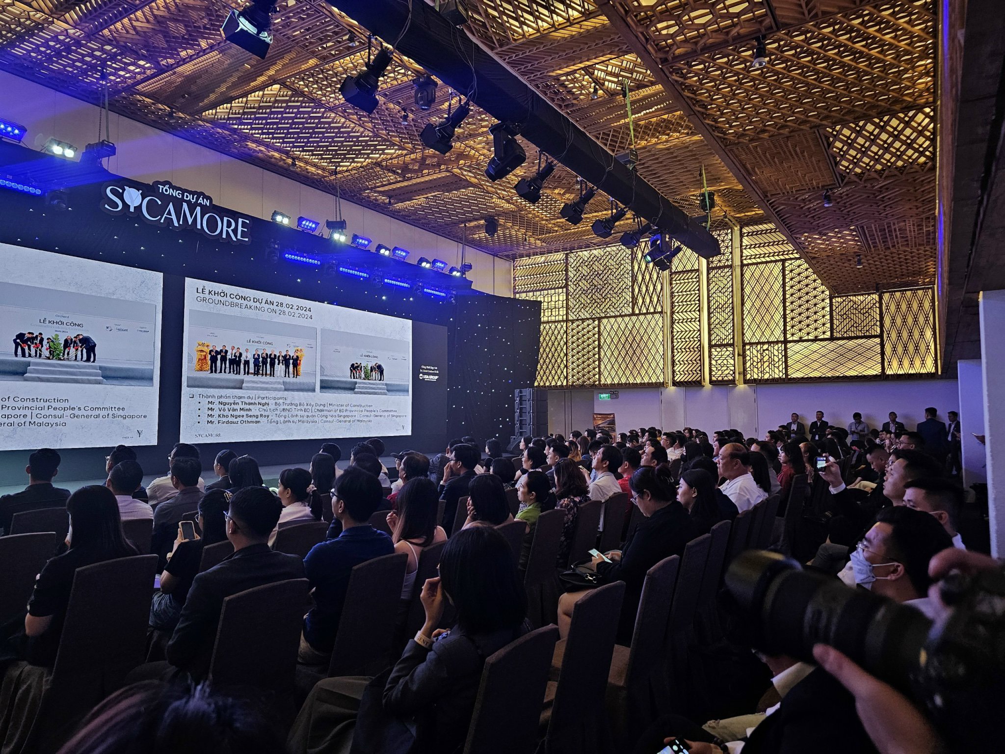 Vị thế vững chắc, lớn mạnh của Chủ đầu tư CapitaLand - Sycamore Bình Dương 2 z5531868012792 0c62b2572fac492df174ef11417e85a8 1