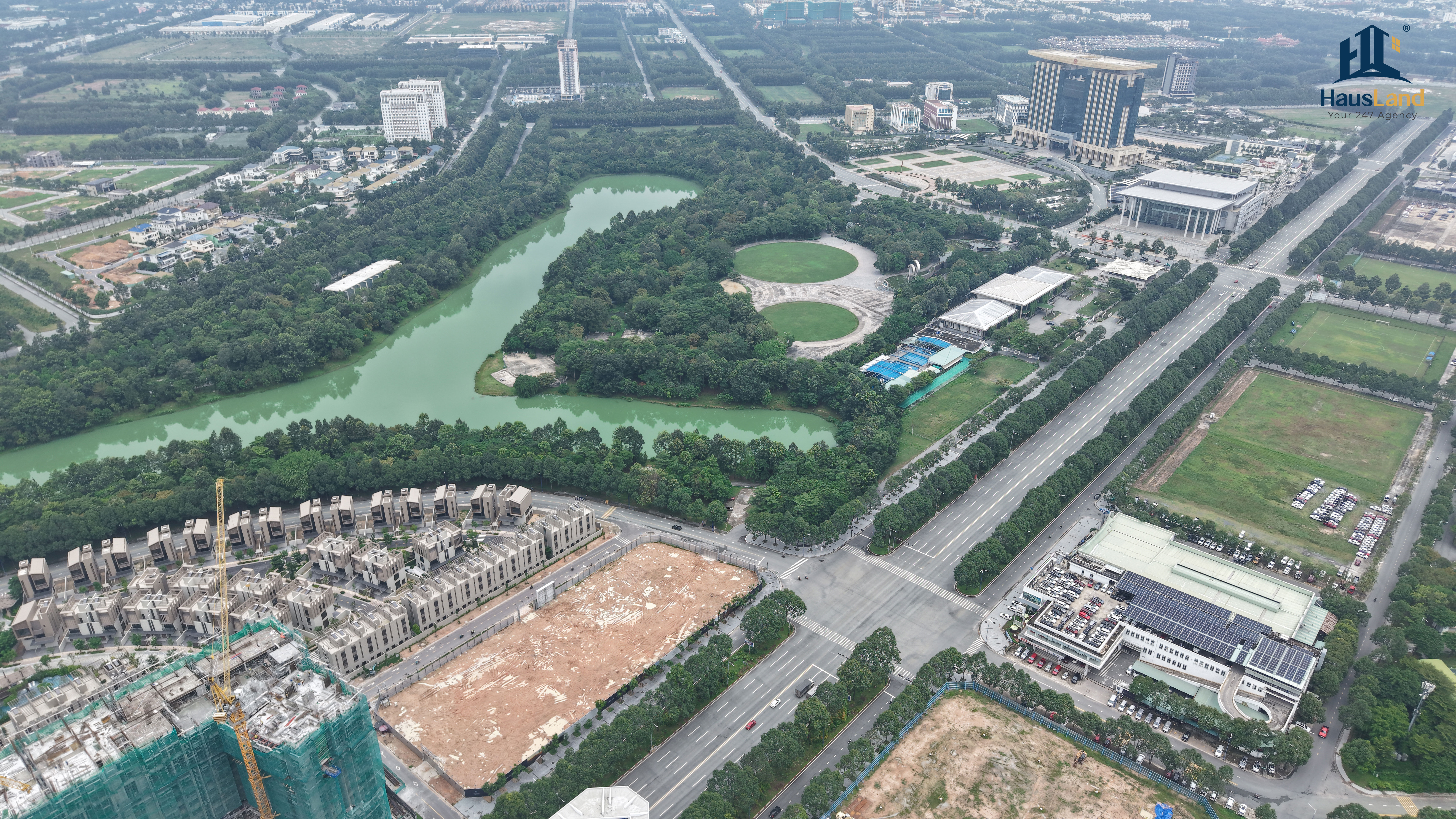 Cập nhật Tiến độ Sycamore Bình Dương - Tháng 9/2025 8 Sycamore đối diện hồ cảnh quan 70ha